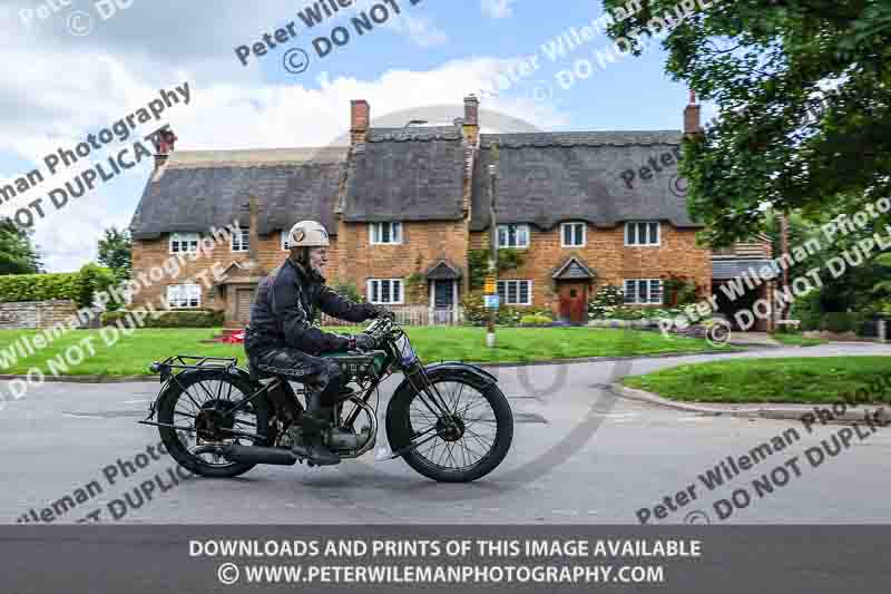 Vintage motorcycle club;eventdigitalimages;no limits trackdays;peter wileman photography;vintage motocycles;vmcc banbury run photographs